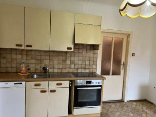 Breathtaking Villa near Danube River /w Garden and Parking - 3