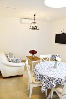 R Cottage Jacuzzival - Balatonfenyves - 4