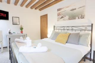 SANTA CROCE GUEST HOUSE - Venice - 8
