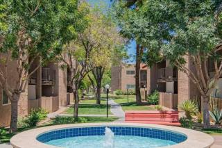 SW Arizona decorated 1 bedroom condo pool/hot tub - Phoenix - 1