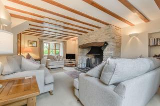 West End Barn - Salford Priors - 8