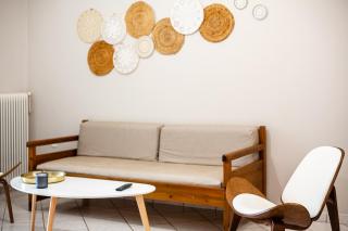 Kalamata Old City - Minimal Urban Retreat - Kalamata - 6