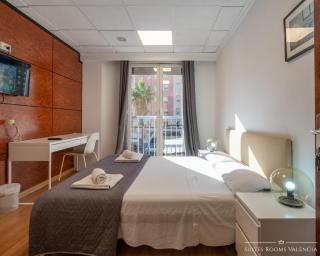 Suites Rooms Valencia - Valência - 3