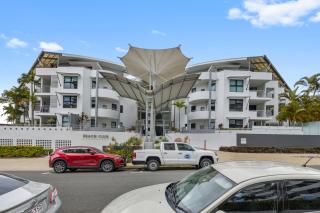 Beach Club Delight - Mooloolaba - 1