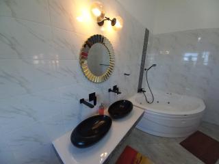 Villa Duran - 5 bedrooms - 2