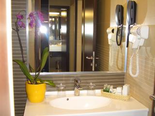 Hotel Berthelot - Bucharest - 9