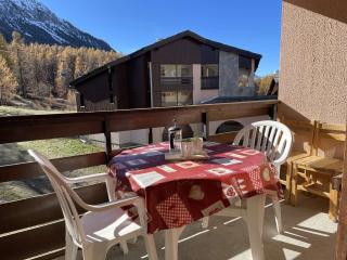 Appartement cosy 6 pers à Montgenèvre, pied des pistes, parking, proche centre et ESF - FR-1-330D-131 - Monginevro - 2