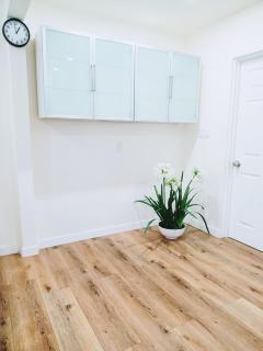 Cheerful 2-Bedroom House Free Parking, No Pets, No Smoking - Monterey Park - 5