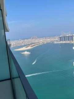 Dar Vacation - High Floor Palm View 1BR Apartment - Dubai - 9