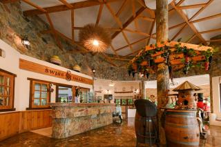 Swiss Valley Hip Resort - Suan Phueng - 9