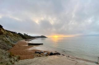 SEAVIEW self-catering coastal bungalow in rural West Wight - 6