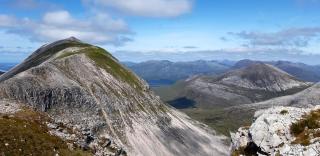 1 Bed Flat - Sleeps 4 - Garden - Parking - Wifi - 2