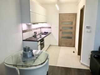 Krisztina Apartman Duna Garden - 1