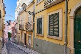 Idyllic Lisbon Apartments With Amazing Courtyard, By TimeCooler - Lisboa - 9