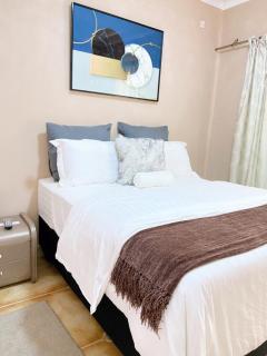 Ranzi Court - Palapye - 4