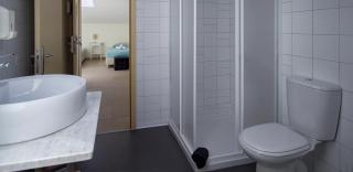 Peniche Surfcamp Hostel - Baleal - 5