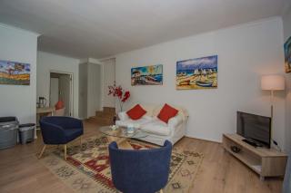 Garden- Pool flat with Solar Electricity - Somerset West - 6