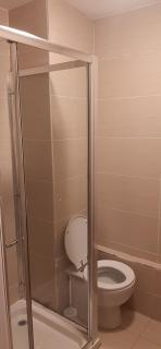 Delightful home stay - Double ensuiteroom. - Glasgow - 9