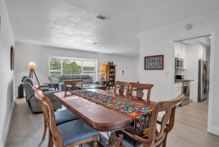 4 bd Near beach spacious solar heated pool waterfront home - Pompano Beach - 1