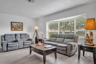 4 bd Near beach spacious solar heated pool waterfront home - Pompano Beach - 8