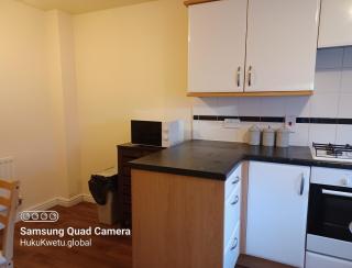 Marvyn-Five House-Huku Kwetu-3 Bedroom-Fully furnished-Quiet - Nottingham - 1