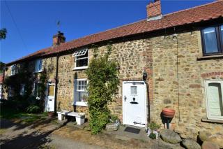 Granny Vera's @ Marigold Cottage - 2