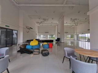 8 Traders Garden 1BR Pool View Internet Netflix - Cheras - 9
