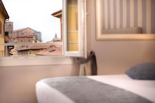 D'AZEGLIO 62 LUXURY ROOMS - 6