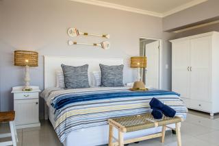 Turtle n Tides - St Helena Bay - 8