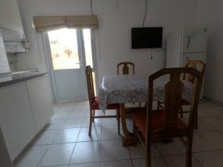 Depto. próximo al Centro y Rio San Antonio - 5