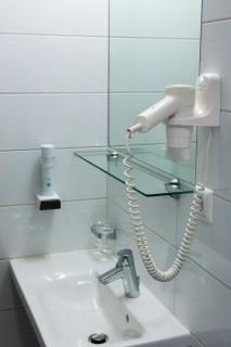 Hotel Vinothek Schwarzer Adler - Ottensheim - 9