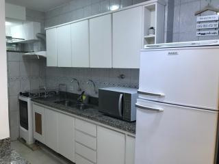 Apartamento Guarujá Enseada Caravela - próximo da praia - com ar condicionado e vaga para carro - Guarujá - 3