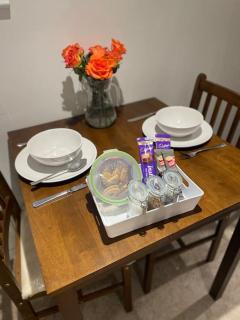 *Close to Beach* One Bedroom Suite with Parking - 7