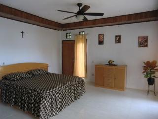 Bunaken Sea Garden Resort - 4