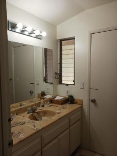 Bed and Breakfast in Hollywood Hills - 2