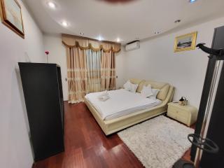 Apartament parter Arena Nationala Monza Mega Mall - Bucarest - 0