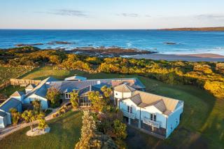 1-bedroom unit with stunning ocean views! - Smiths Beach - 8