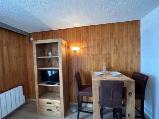 Studio cosy en station · Ski aux pieds · Wifi · Proche centre - FR-1-688-44 - 5