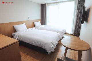 Hotel Kenny Yeosu - Yeosu - 3