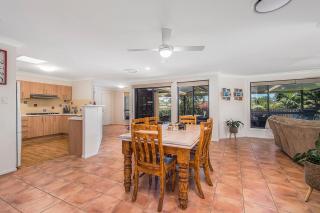 Nama Stay - Lake Cathie - 3