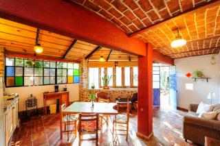 Casa Aurora Garden Retreat - 2