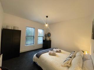 Urban 3 Bedroom Home in Kings Heath-Great Location - Birmingham - 1