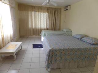 Villa Donna Inn - Montego Bay - 6