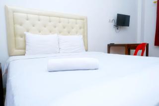 Fortuner Homestay Syariah Makassar Mitra RedDoorz - Pampang - 2