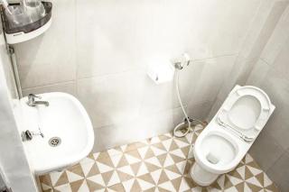 Samar Wulu Guest House Syariah Mitra RedDoorz near Ketapang - Ketapang - 9