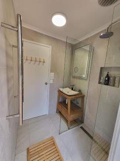 90 Mile Beach Luxury Escape - Seaspray - 2