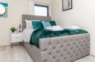 Stunning Glasgow Apartment Sleeps 10 - Parking - Balcony - Glasgow - 9