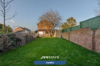 Burton on Trent - 3 Bedroom, Sleep 7, Wi-Fi - JRR Stays - Burton upon Trent - 8