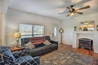 Deck, Grill and Yard Pet-Friendly Van Alstyne Gem! - 4