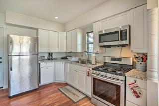 Deck, Grill and Yard Pet-Friendly Van Alstyne Gem! - 1
